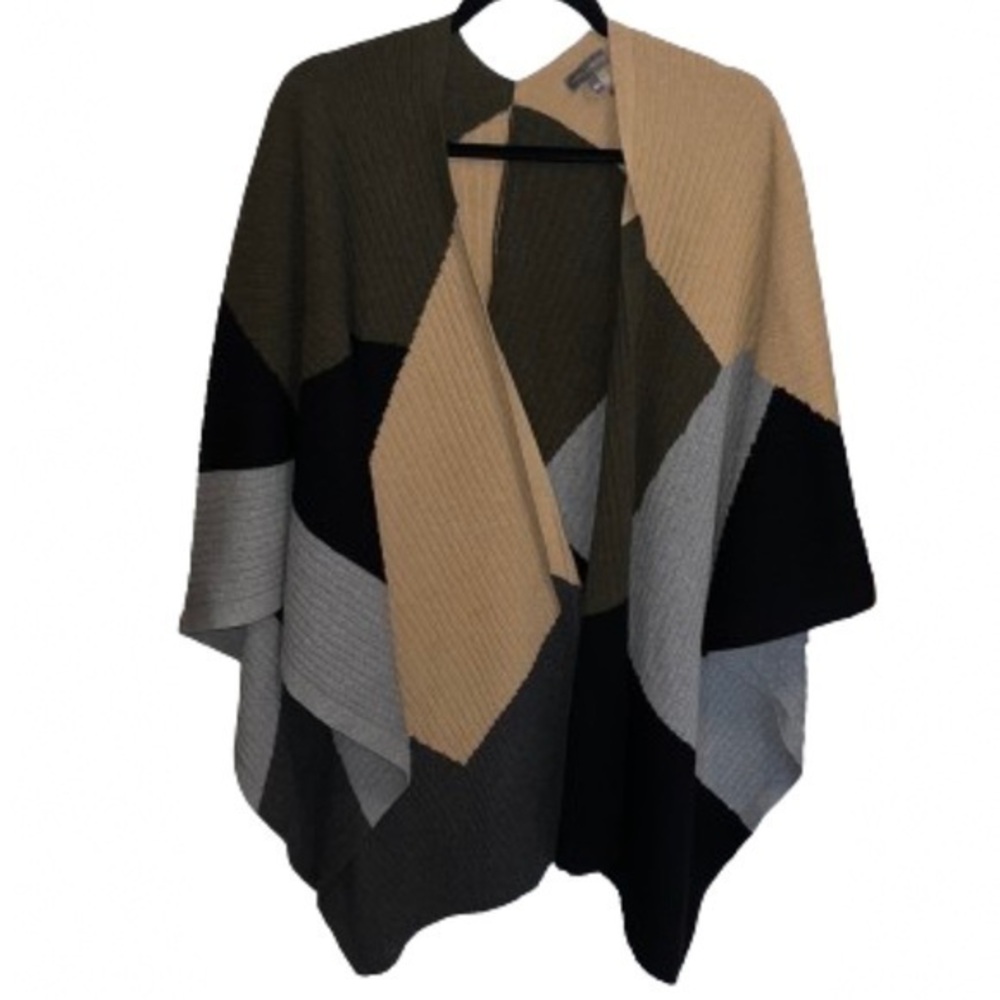 Vince Camuto multi color block sweater cape size M/L